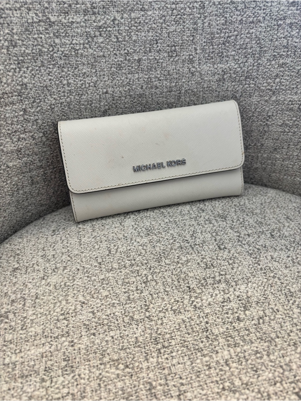 Michael Kors Light Gray Saffiano Leather Continental Wallet